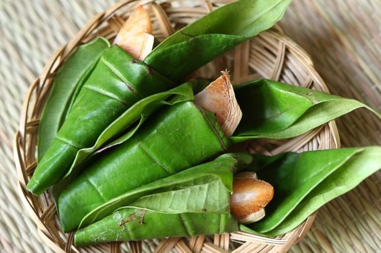 betel leaves offerring to God