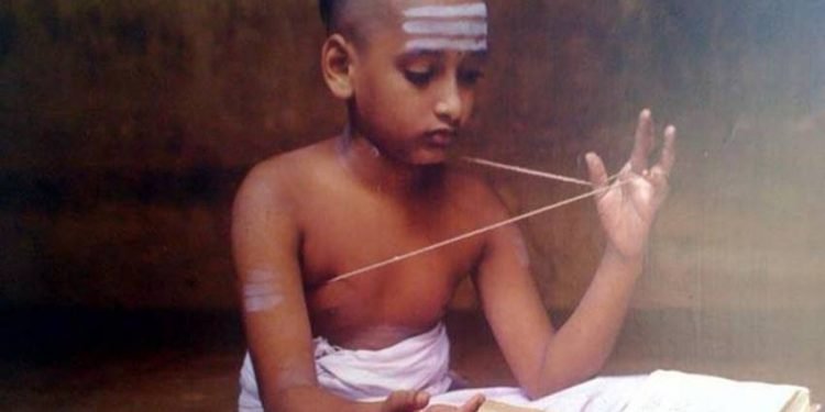 Why Do Hindus Wear Janeyu?