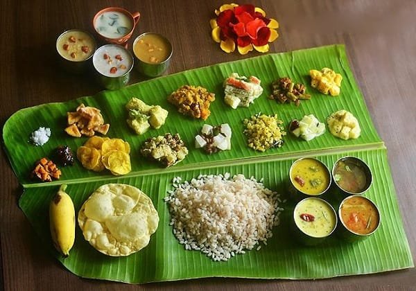 What are Benefits of Eating in Banana Leaves?