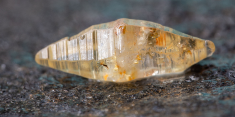 Yellow Saphire Gemstone Remedy for Venus